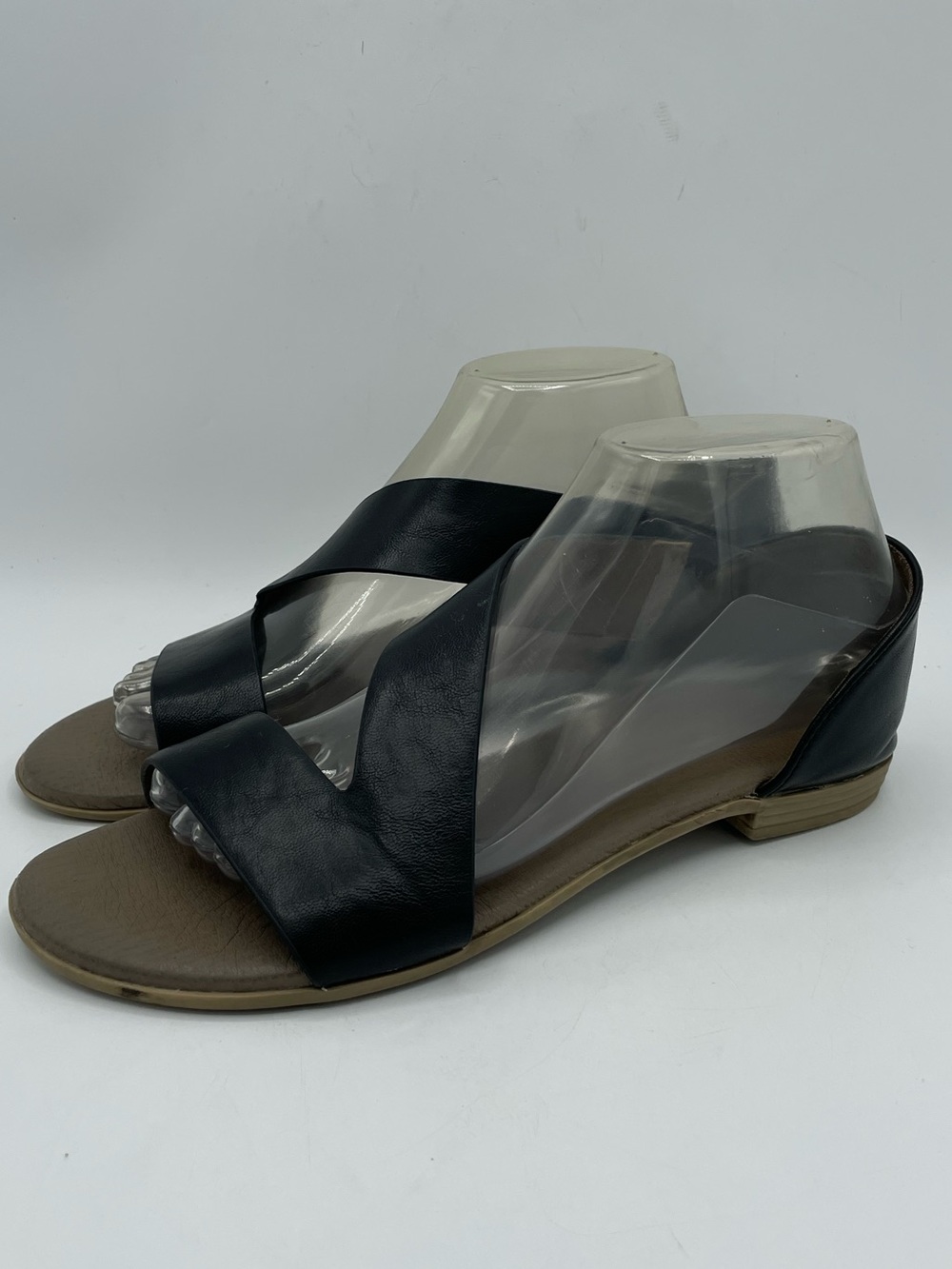 Antelope TO3 Screamer Black Vegan Faux Leather Crisscross Sandals.